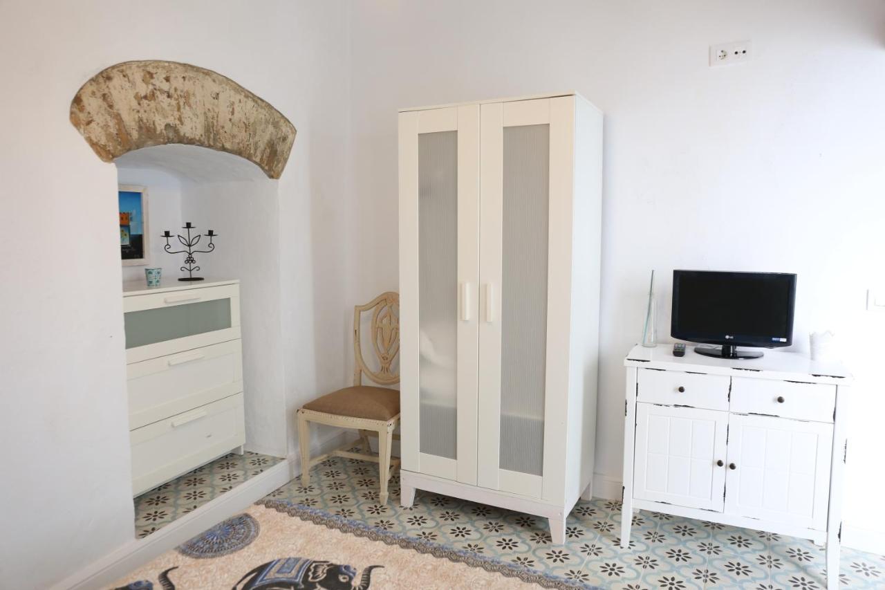 Vivienda Turistica De Alojamiento Rural Silla Vieja Вьер де ла Фронтера Экстерьер фото